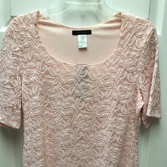 Blush Lace Top NWT - Picture 2 of 3